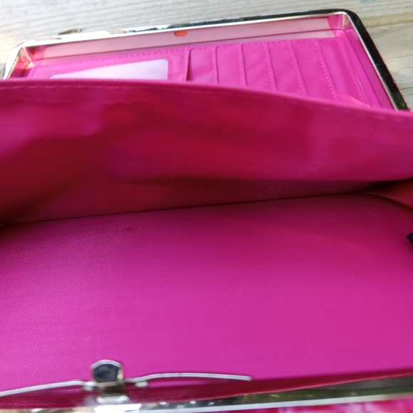 Wallet - Picture 7 of 14